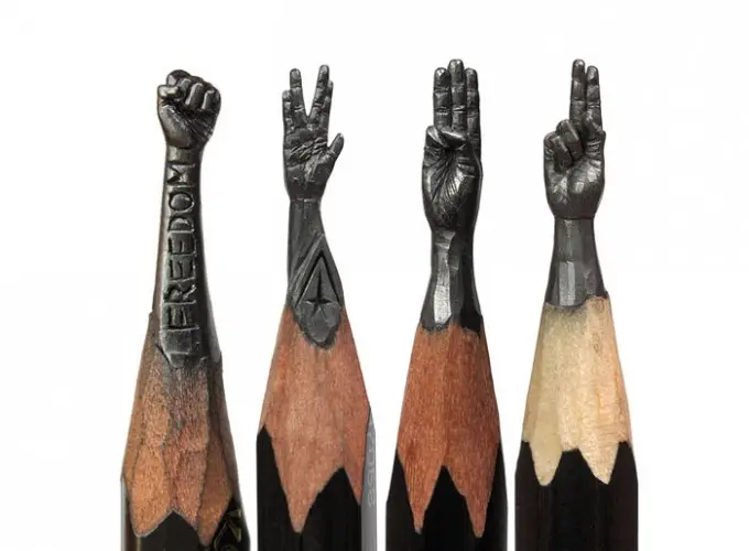 micro-sculptures-into-pencils-lead-by-salavat-fidai-1.jpg